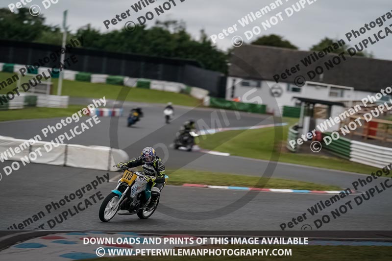 enduro digital images;event digital images;eventdigitalimages;mallory park;mallory park photographs;mallory park trackday;mallory park trackday photographs;no limits trackdays;peter wileman photography;racing digital images;trackday digital images;trackday photos